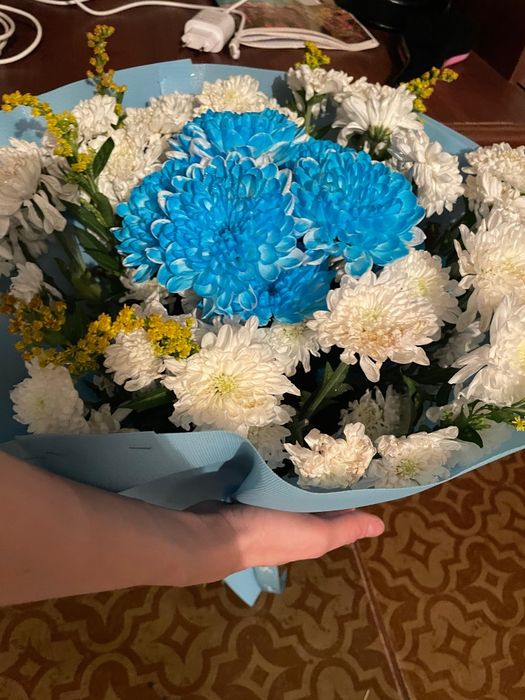 продам свежий букет цветов