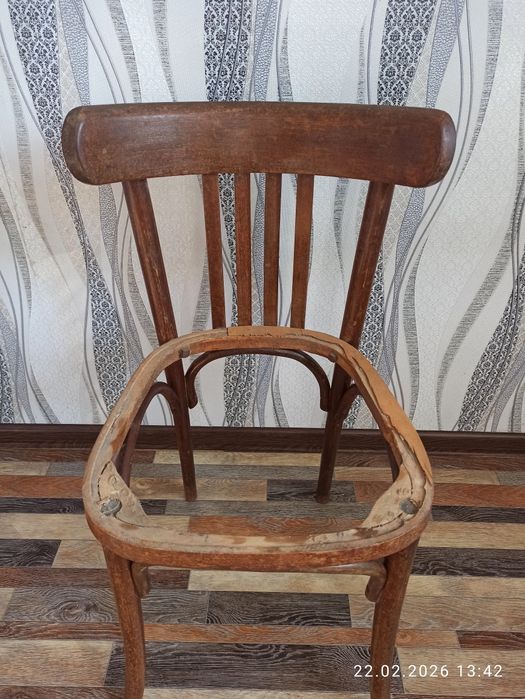 Венские стулья (7 штук) продам