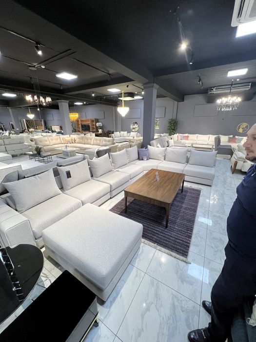 Абсолютно новый диван + Стол из дерева