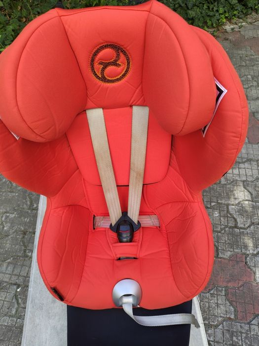 Vand scaun auto cybex cu isofix Sirona  Zi i-size  cu rotire 360 si pozitie somn