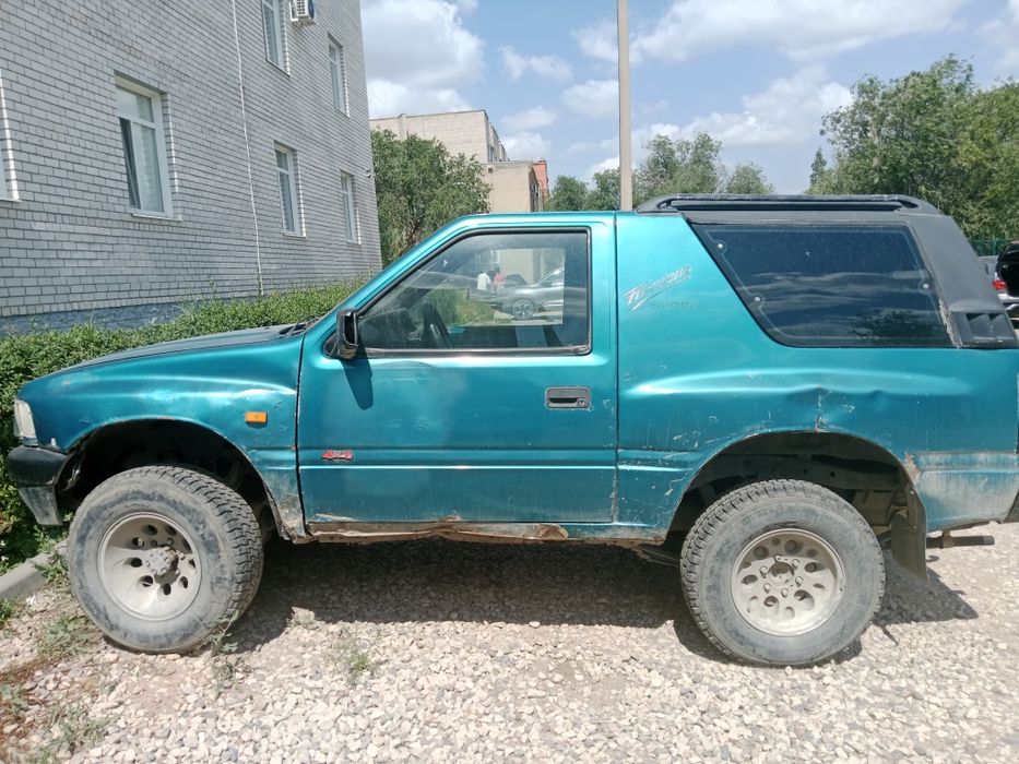 Опель Фронтера А