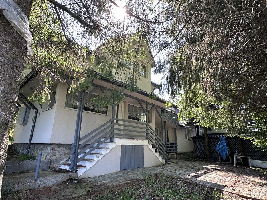 Persoana fizica vand cabana cu teren in Belis