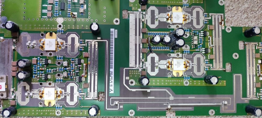 TPV8100B Tranzistor NPN Rf Power 150W ceramic