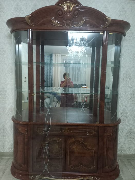 Стенка для посуды и так далее
