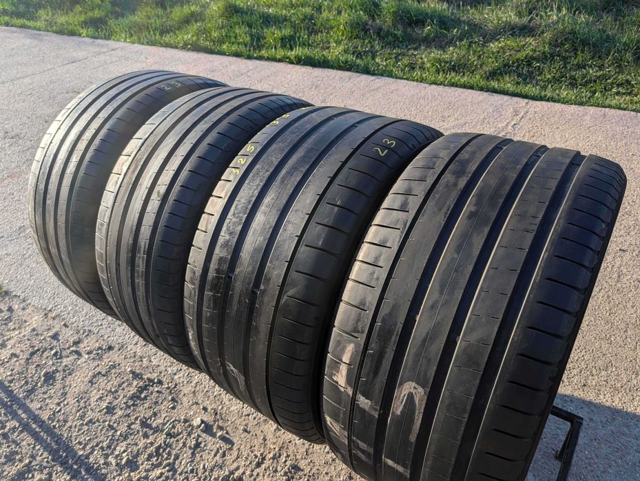SET 4 Anvelope Vara 285/40 R22 + 325/35 R22 YOKOHAMA Advan Sport V107 MO1 - ZR (Mercedes GLE Original)