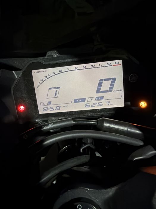 YAMAHA YZF R3 srochna sotiladi