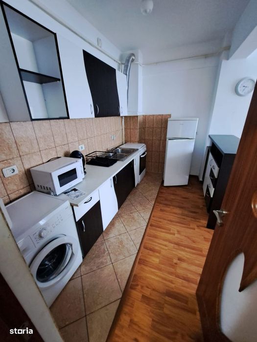 Apartament cu 2 camere semidecomandate, G. Enescu