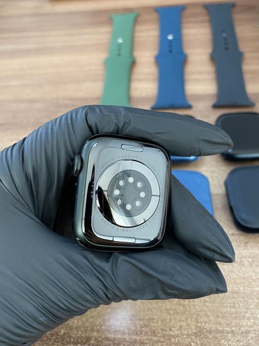 Apple Watch Seria 7 / 41 mm / GPS / Green, Black sau Blue / Nou |