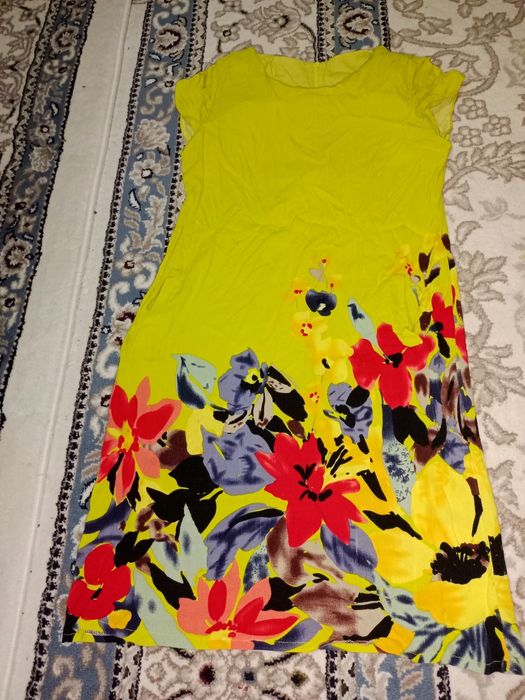 ayollar kiyimi42 razmer