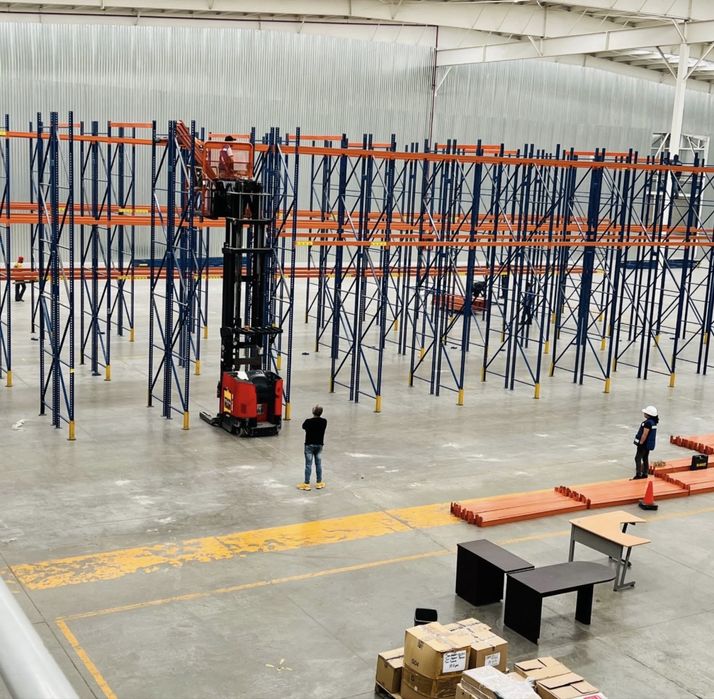 Rafturi metalice industriale