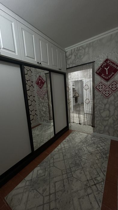 Продам двух комнатную квартиру