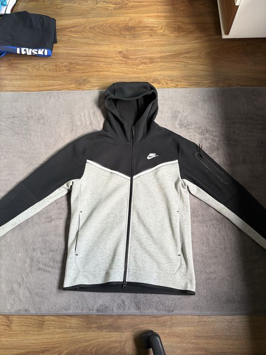Nike tech fleece черно бял