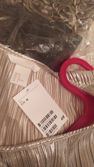 Продаю вечернее платье все по 200000