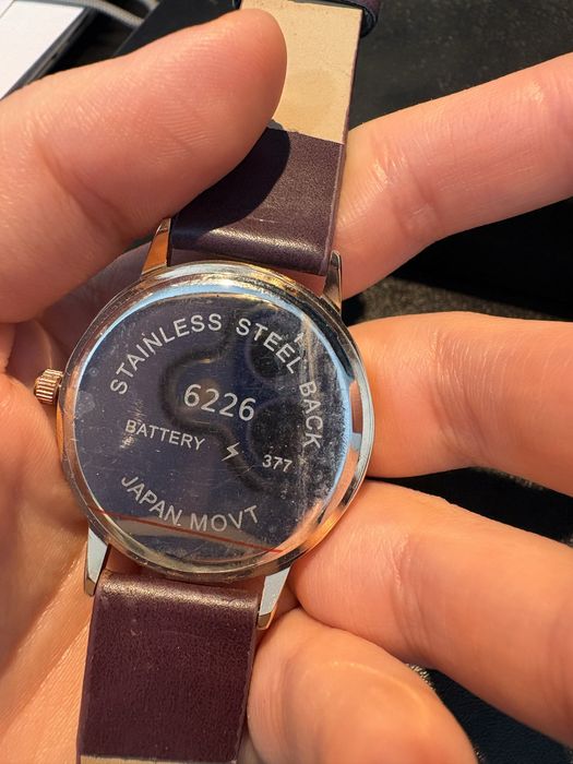 Ceas elegant curea brodată manual