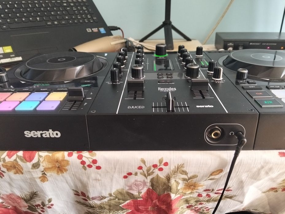 Consola Hercules Inpulse 500