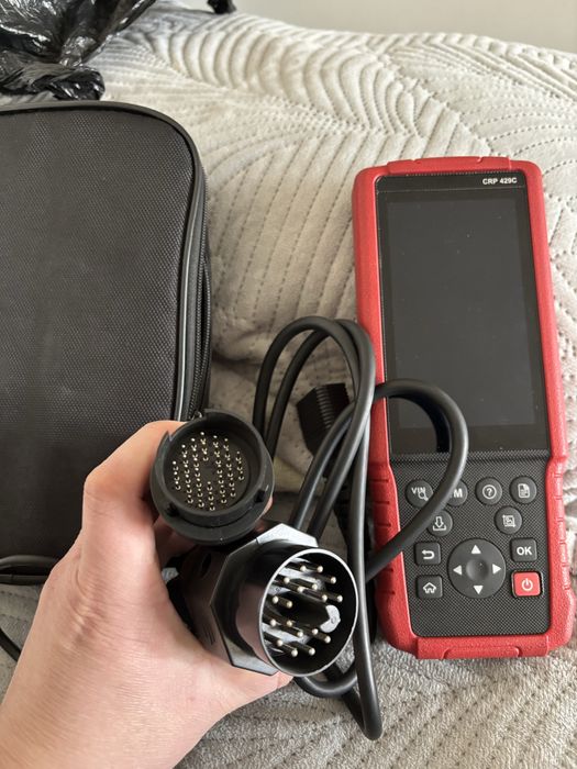 Продам сканер Launch