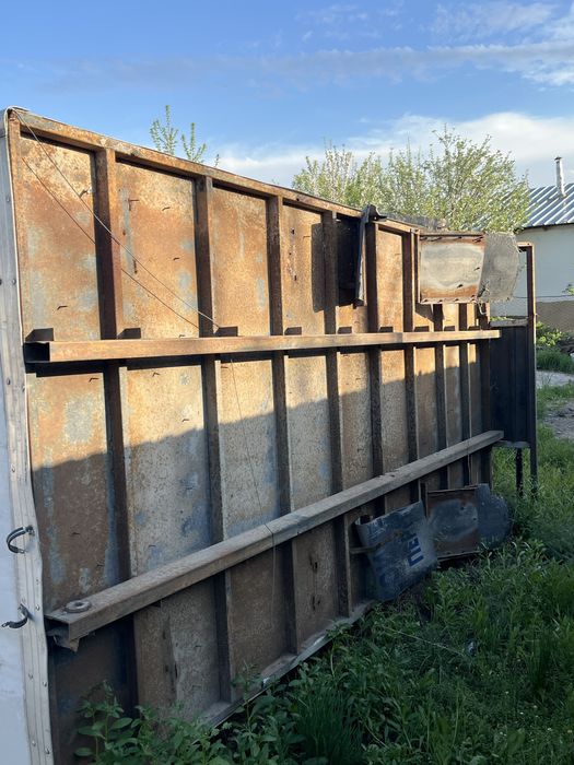 Термобудка (почти новая) продаётся