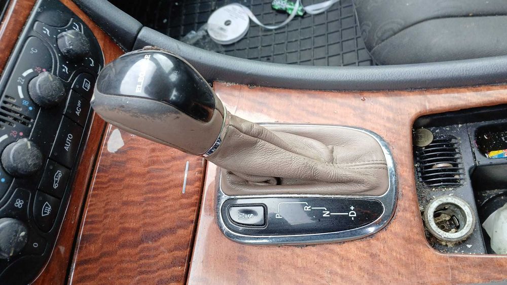 Dezmembrez Mercedes C-Klass W203 - 2.2 Diesel Din 2003 - 611.962