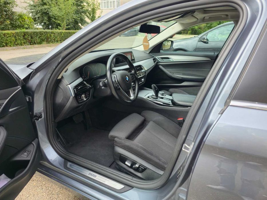 BMW G30 518d 2019