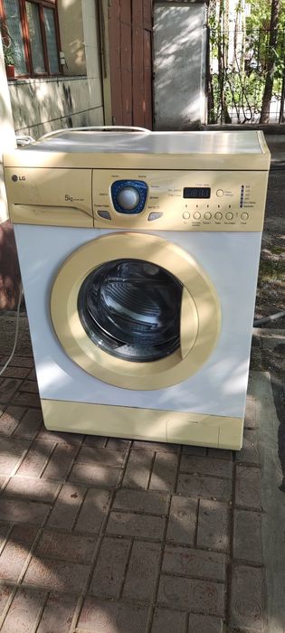 Продается автоматическая стиральная машина LG на 5 кг