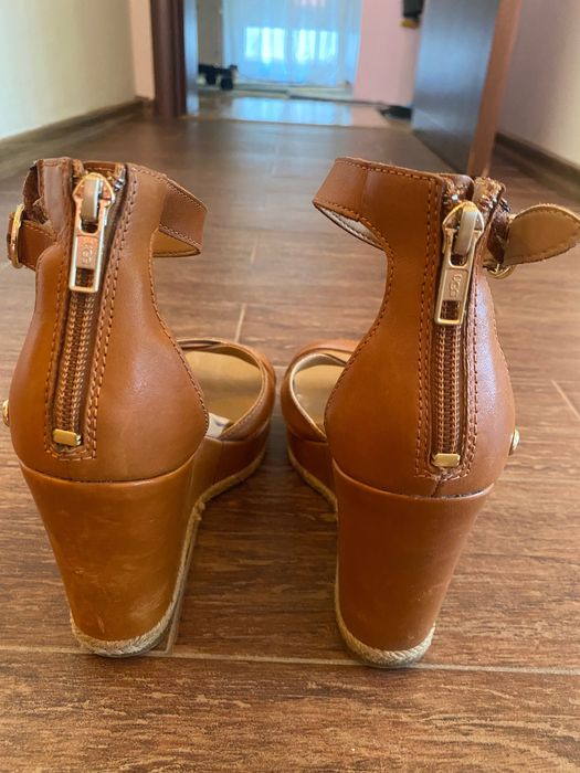 Дамски обувки UGG