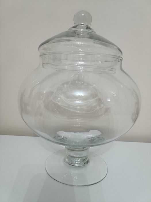 Recipient pentru bezele Nou