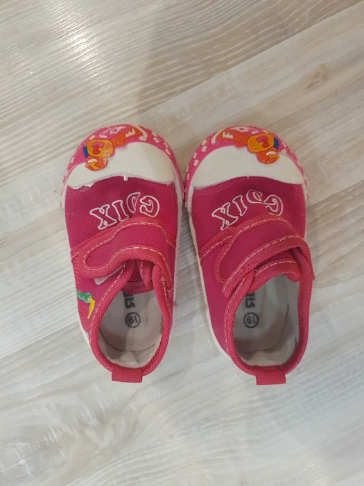 Бебешки / детски обувки пантофки, сандали: р-р 18, 19, 23, 24