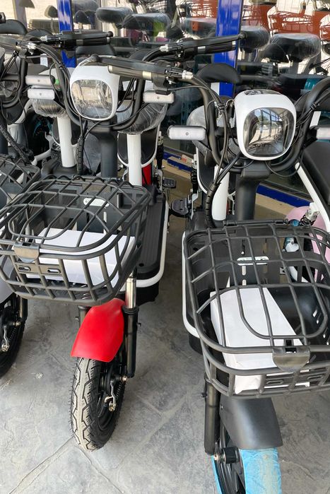 Електрически скутер EcoWay B13, 350W, двуместен, 35 km/h