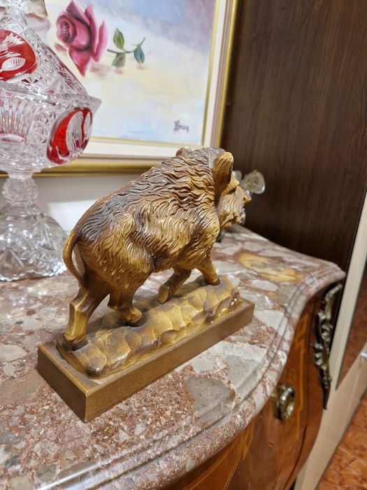 Прекрасна антикварна немска дървена фигура статуетка