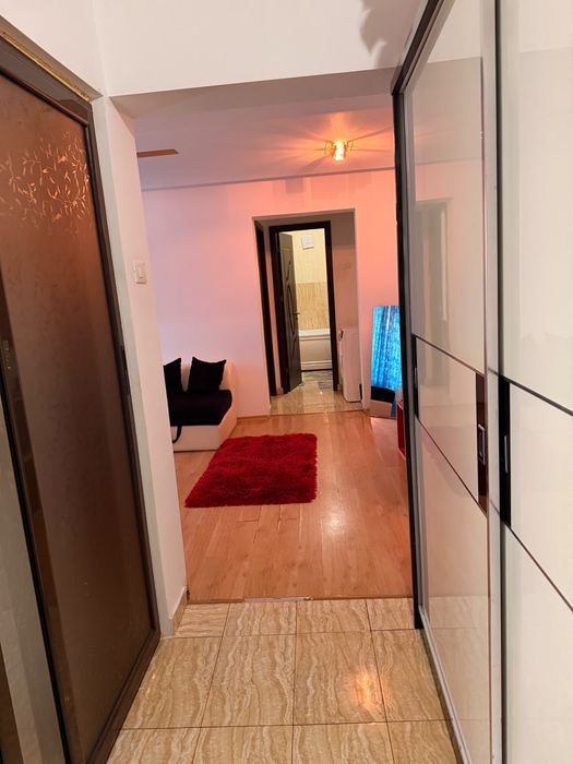 Apartament 2 camere de închiriat – Zona Gară | Etaj 1 | 400 €/lună