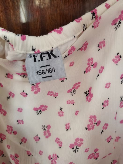 Роклички различни размери