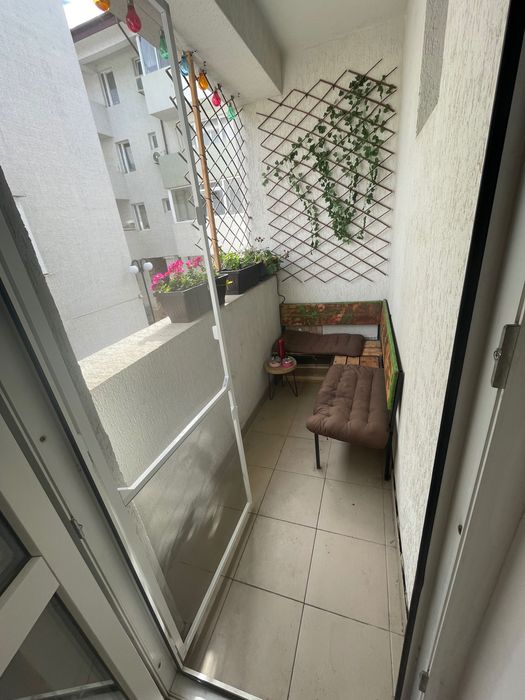 Inchiriez ap cu 2 camere Militari residence