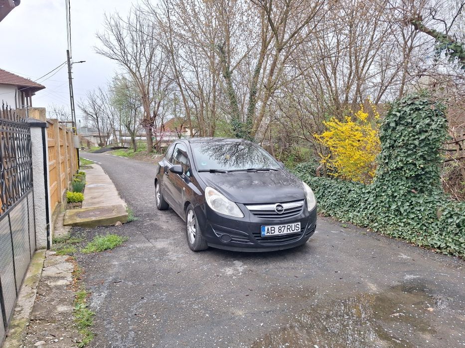 Vând Opel Corsa d