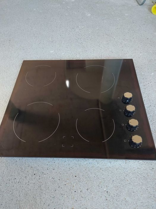 Стъклокерамичен котлон Electrolux чисто нов 380 лева