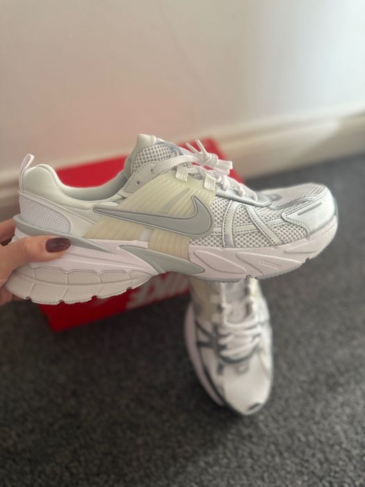 Мъжки маратонки Nike V2K Run
