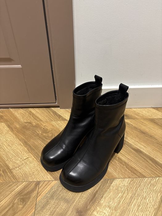 Сапоги Josiny черные