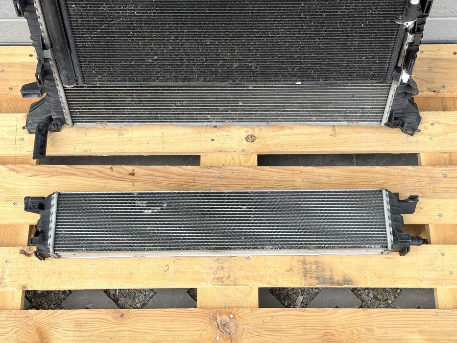 Радиатори и вентилатори Комплект AUDI A6 A7 3.0TFSI 4H0121003L 8K0121251H 4G0260401A 8K0145804B