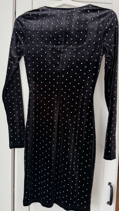 Черна бляскава рокля H&M