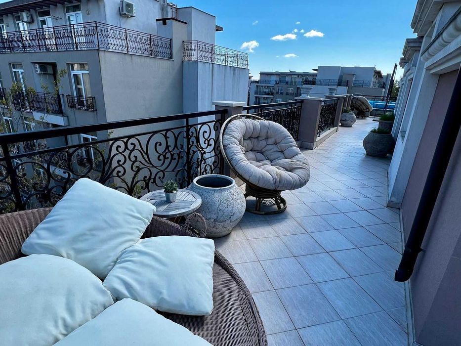 Продава се Тристаен апартамент в к.к. Слънчев бряг - 91 кв.м за 1418 €/кв.м - Снимка #13