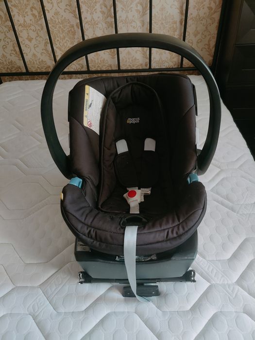 Scoica cu baza isofix de la Cybex