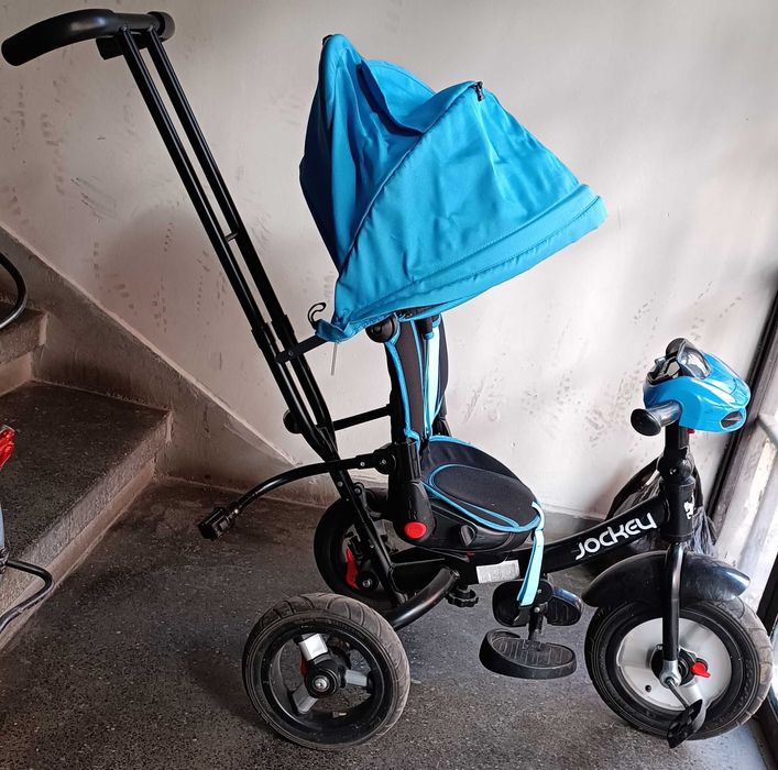 Детска триколка с музикално табло