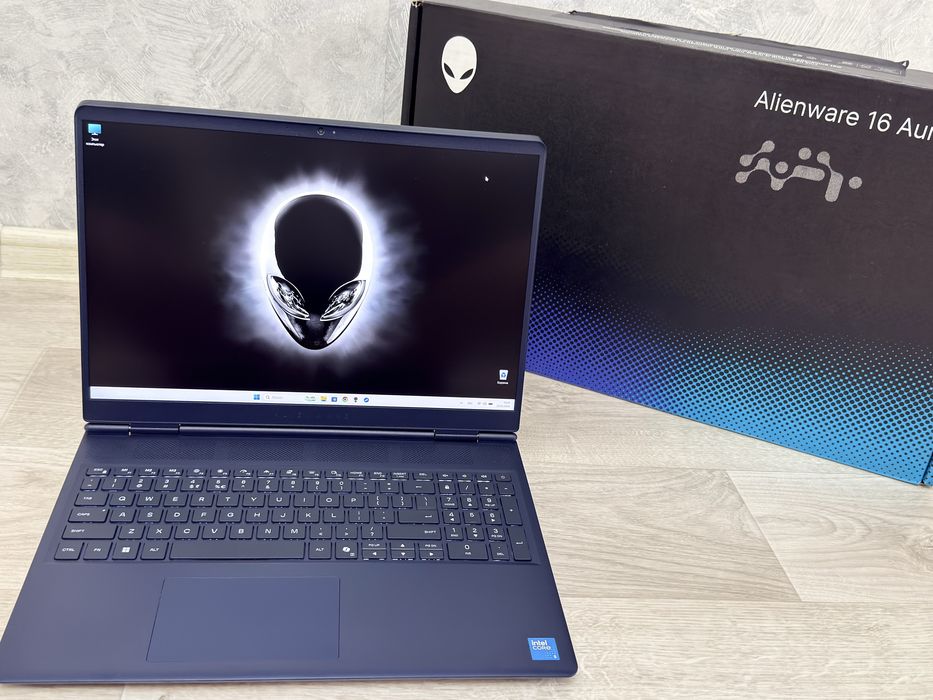Alienware 16 Aurora