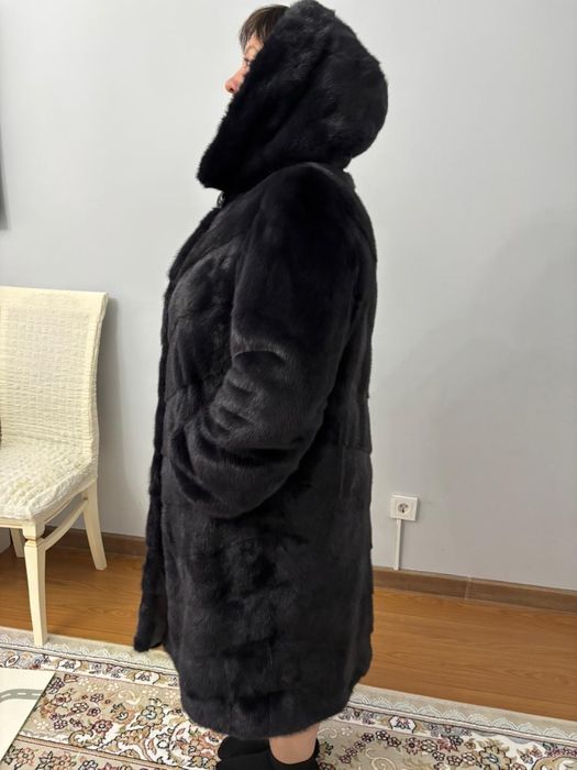 Продам норковую шубу