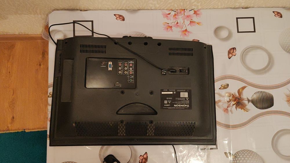 Продам бу телевизор