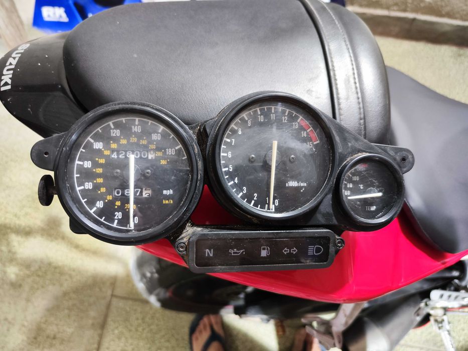 Yamaha YZF 750 части