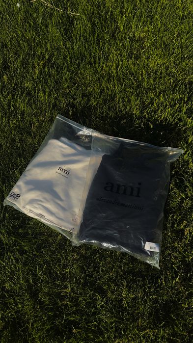 Двойка Ami paris