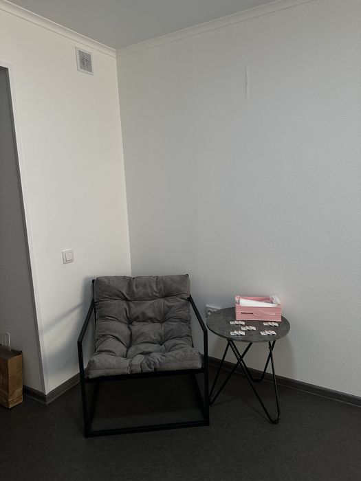 Журнальный столик