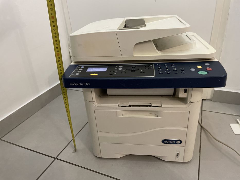 Multifunctional Laser monocrom copiator imprimanta