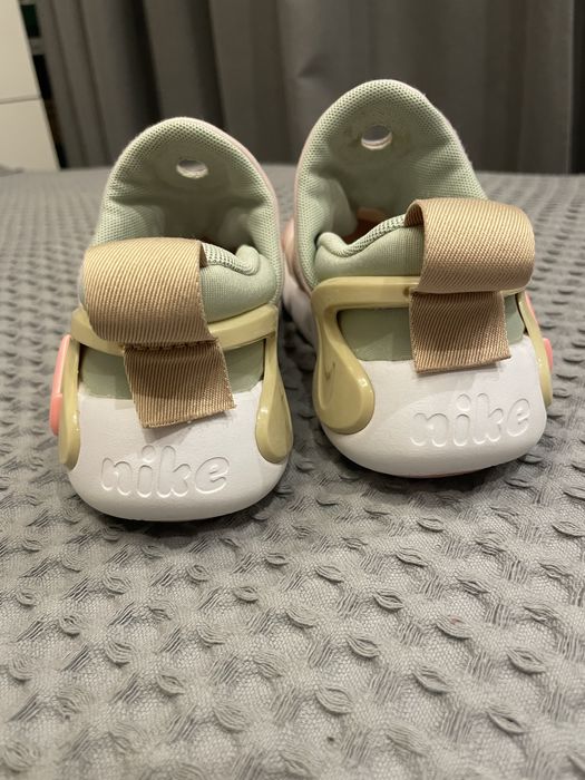 Детски маратонки Nike Dynamo Go