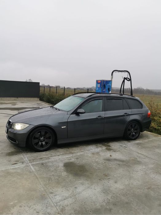 BMW e91 320d an 2006